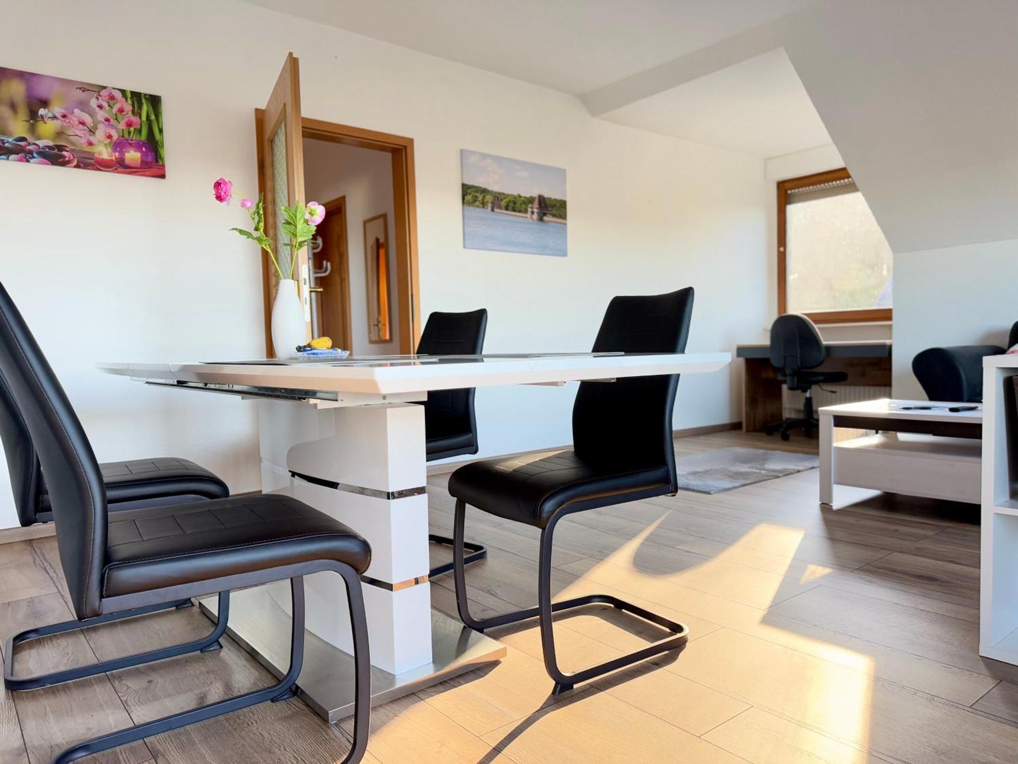 Moehne Apartment Moehnesee